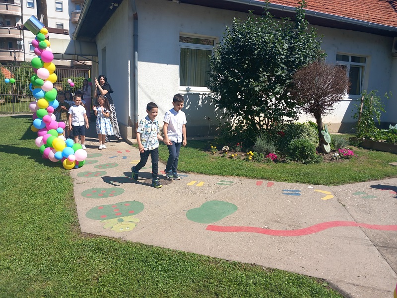 Bijeljina: Mališani vrtića „Čika Jova Zmaj“ obilježili „malu maturu“ (FOTO)