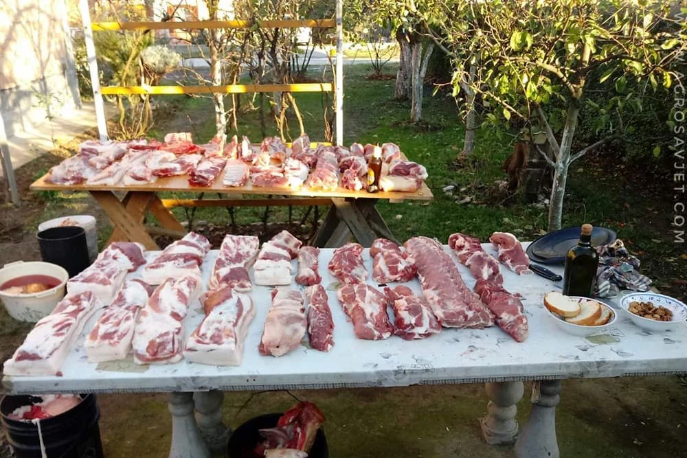 Dodik o zakonu koji predviđa plaćanje doprinosa za svinjokolj: Komšije mi skrenule pažnju o nelogičnostima