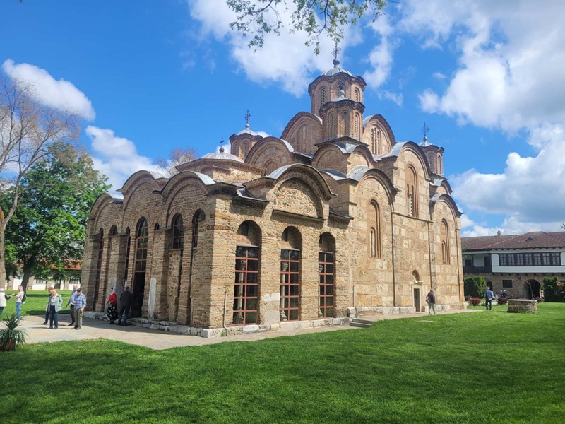 Srpske svetinje na Kosovu i Metohiji: Oaze duhovnosti, identiteta i otpora /FOTO/