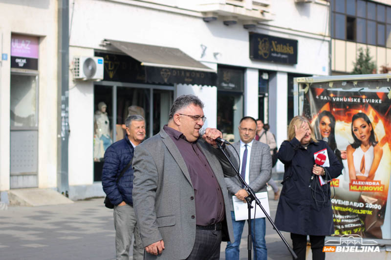 U Bijeljini održan protestni skup 