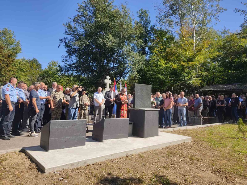 Sjećanje na heroje: Obilježene 33 godine od odbrane Priboja, Majevice i Semberije