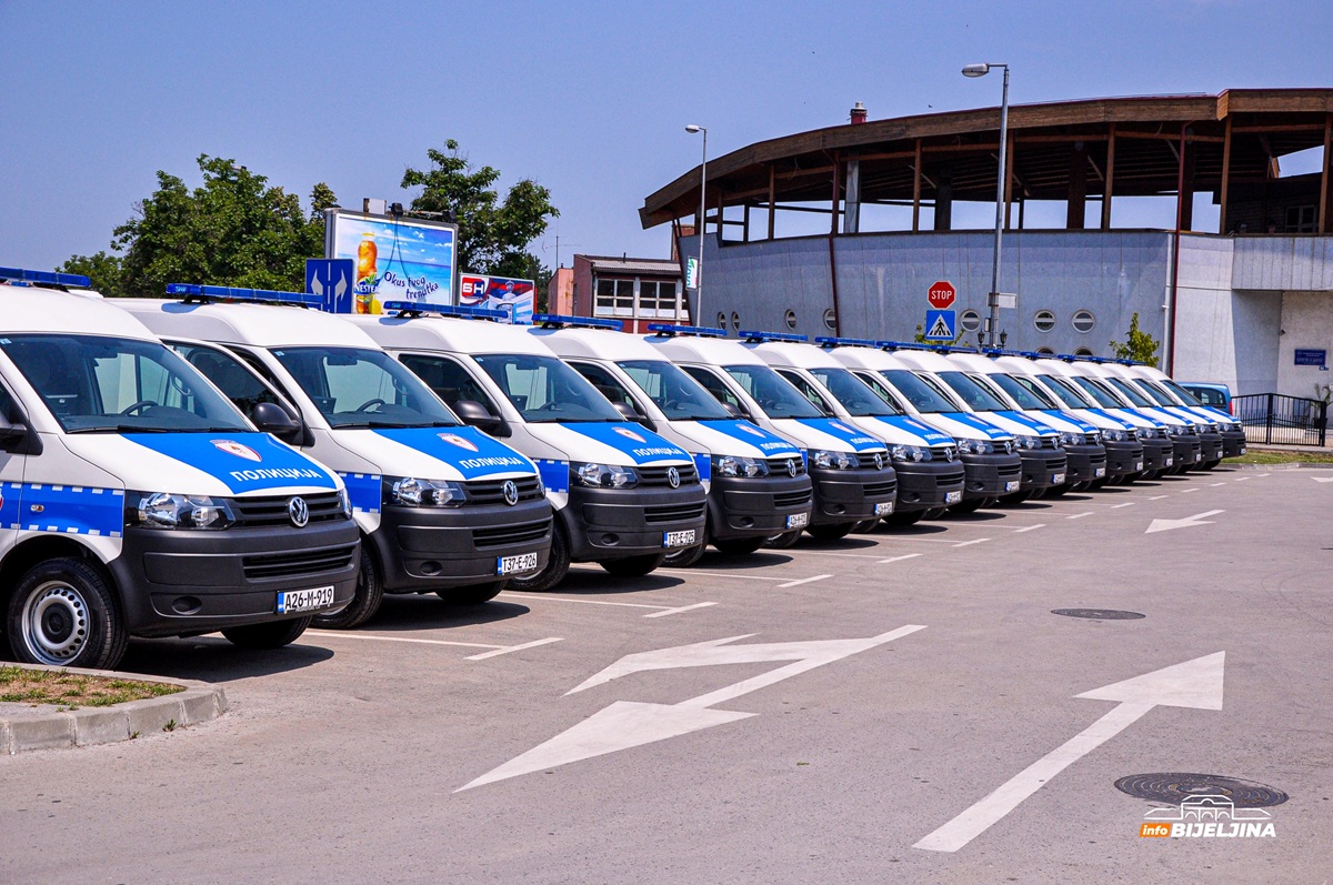 Policija obnavlja vozni park: Budimir nabavlja 102 vozila