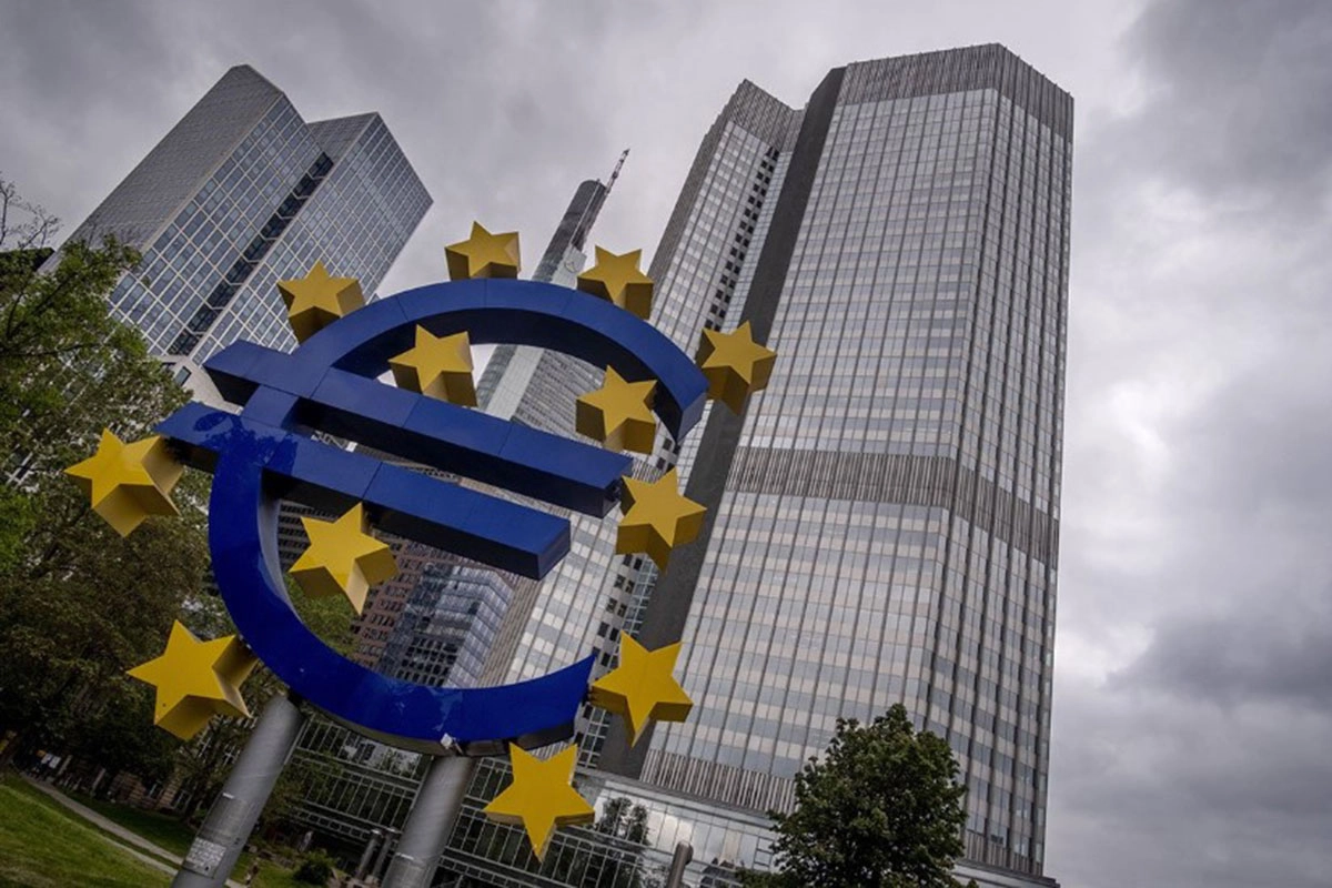ECB podigla kamatne stope: Da li građane i privredu u BiH čekaju skuplji krediti?