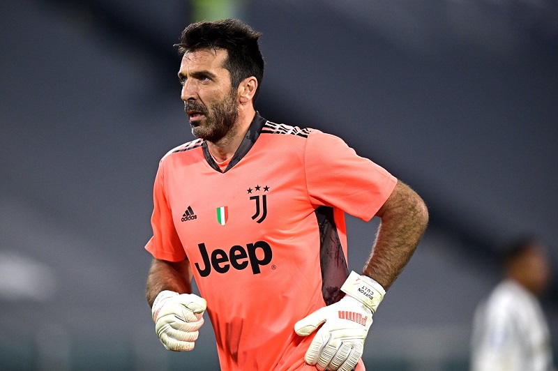 Gianluigi Buffon završio blistavu igračku karijeru!