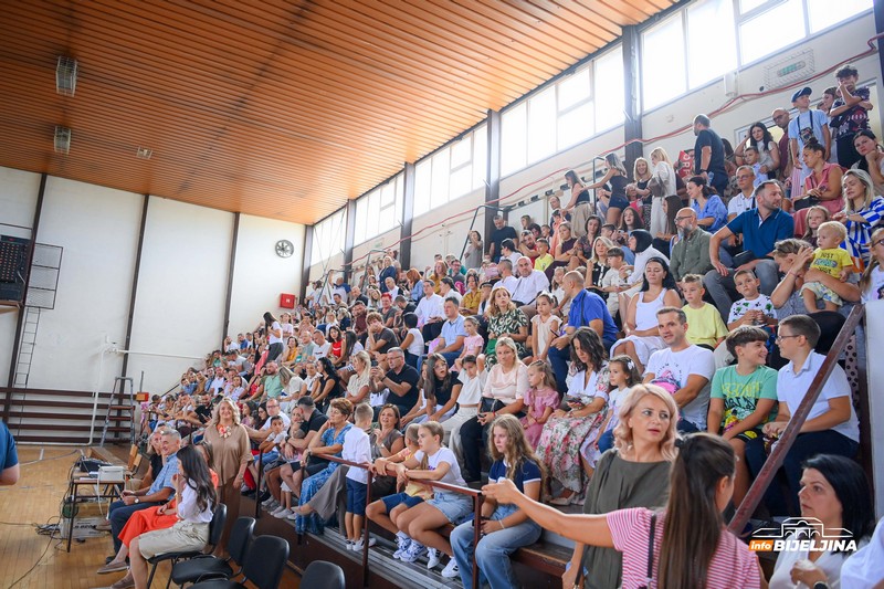 Održana priredba za prvačiće u Osnovnoj školi 