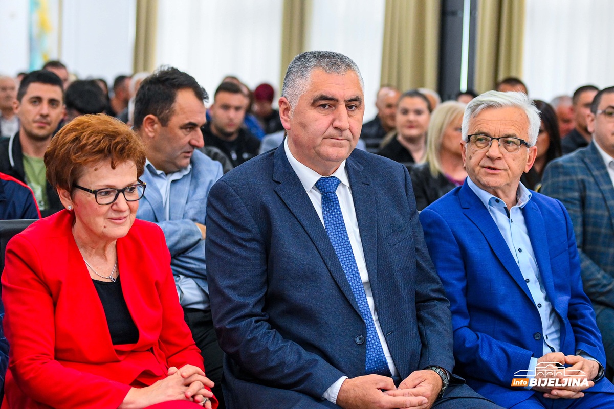 Šta je pozadina izlaska Stojanovića iz DEMOS-a: Spominje se i formiranje vlastite stranke