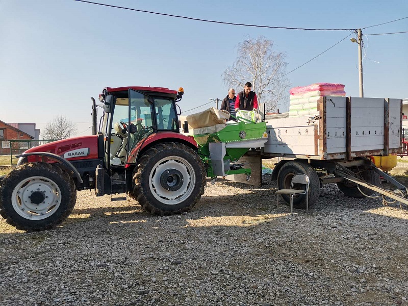 Na pragu proljećna sjetva u Semberiji: Poljoprivrednici upozoravaju da bez podrške ne bi bilo računice