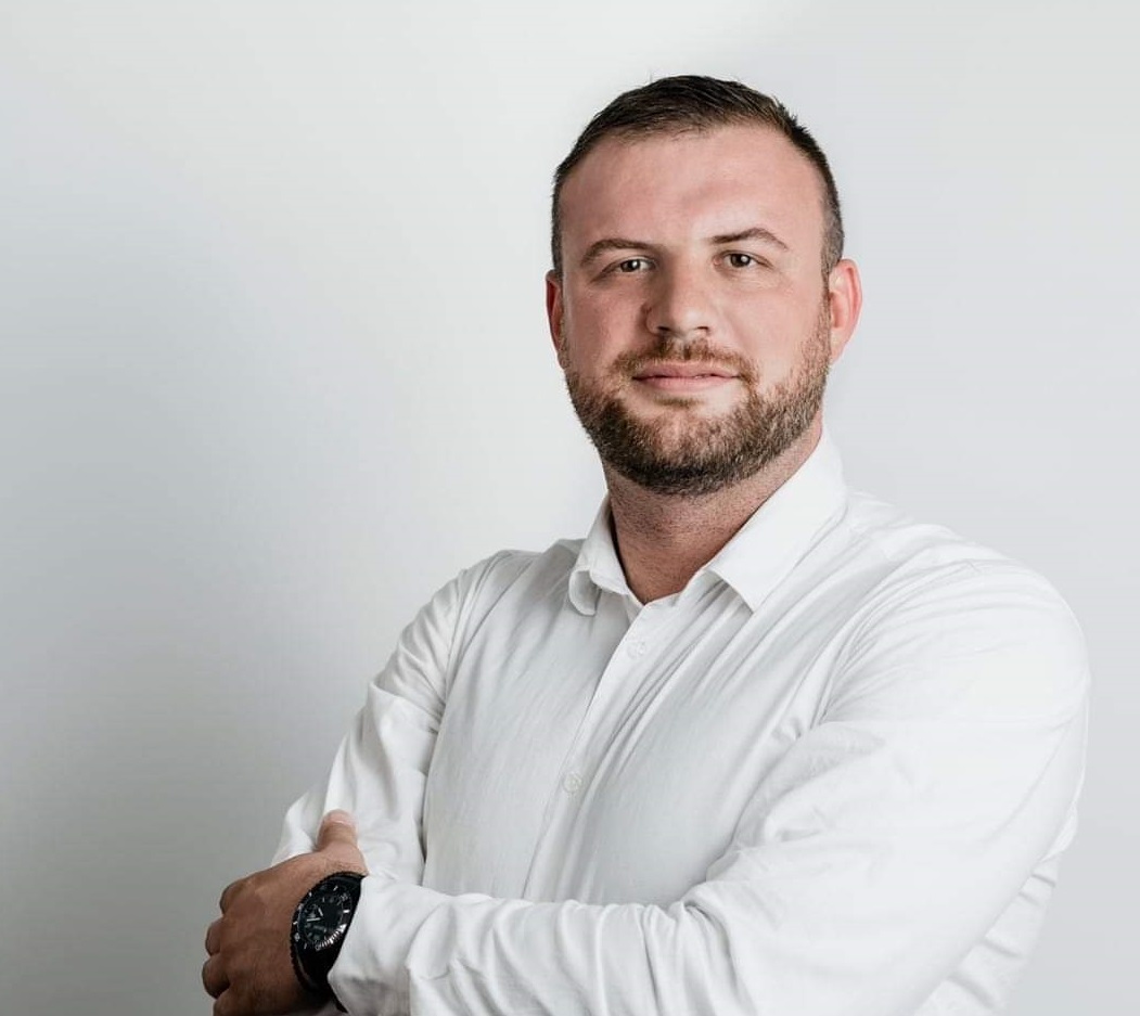 BIJELJINSKI ODBORNICI ZA INFOBIJELJINA Goran Janjić (SNSD): Bili smo prepoznatljivi po razvoju, a sad Bijeljina stagnira