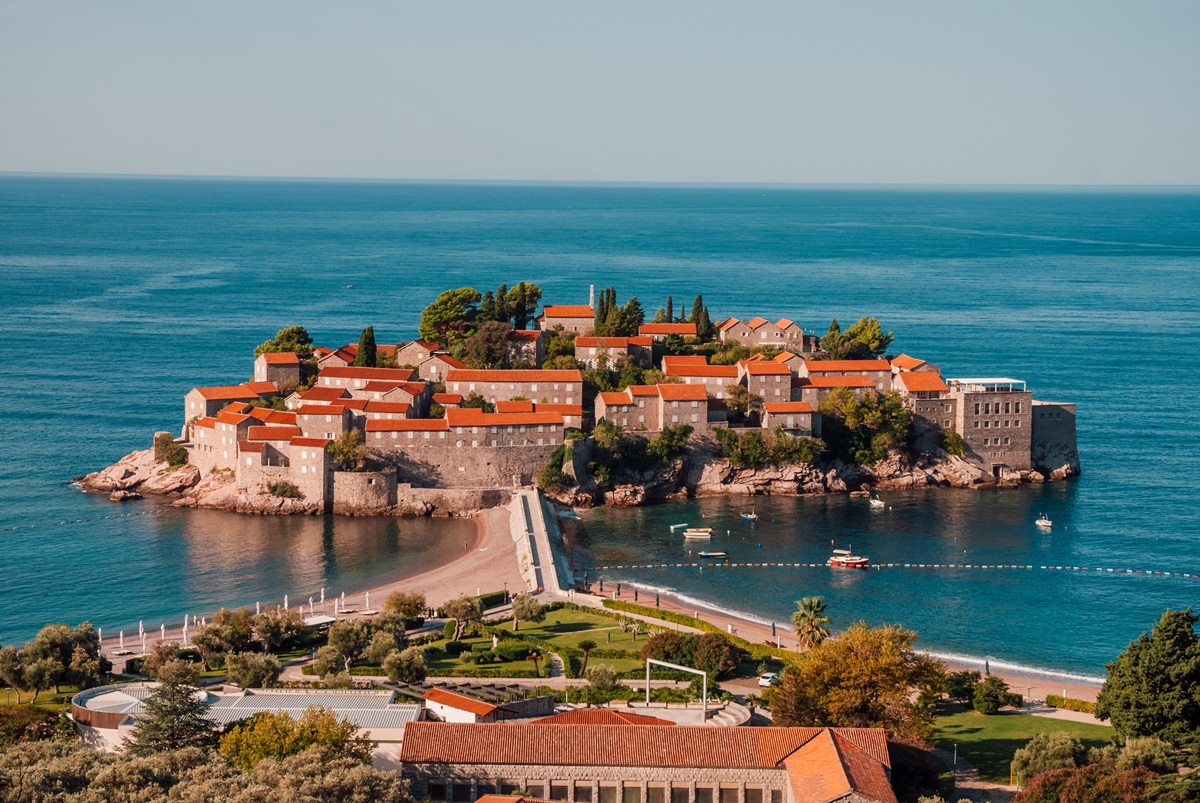 Crna Gora ukida bezvizni režim za Rusiju, Bjelorusiju i Tursku: Evo kada odluka stupa na snagu