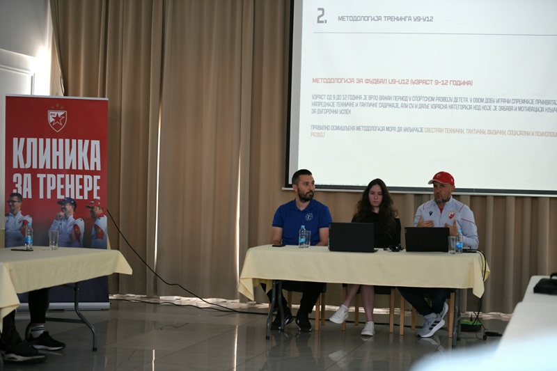 Crvena zvezda edukuje trenere u Bijeljini: Nova šansa za razvoj semberskog fudbala /FOTO/