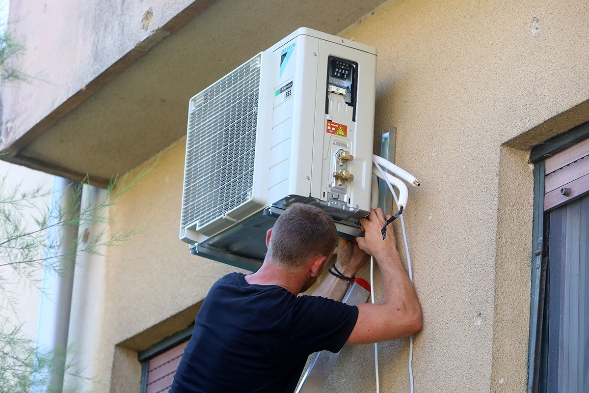 Oboren istorijski rekord u potrošnji struje: Hoće li sistem kod komšija izdržati?