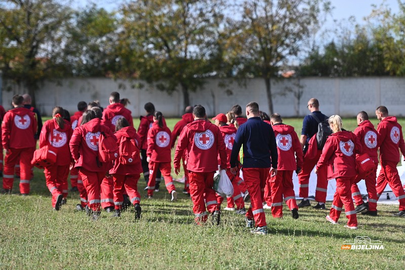 Bijeljina: Višenamjenske terenske jedinice Crvenog krsta RS pokazale obučenost u slučaju katastrofa (FOTO)