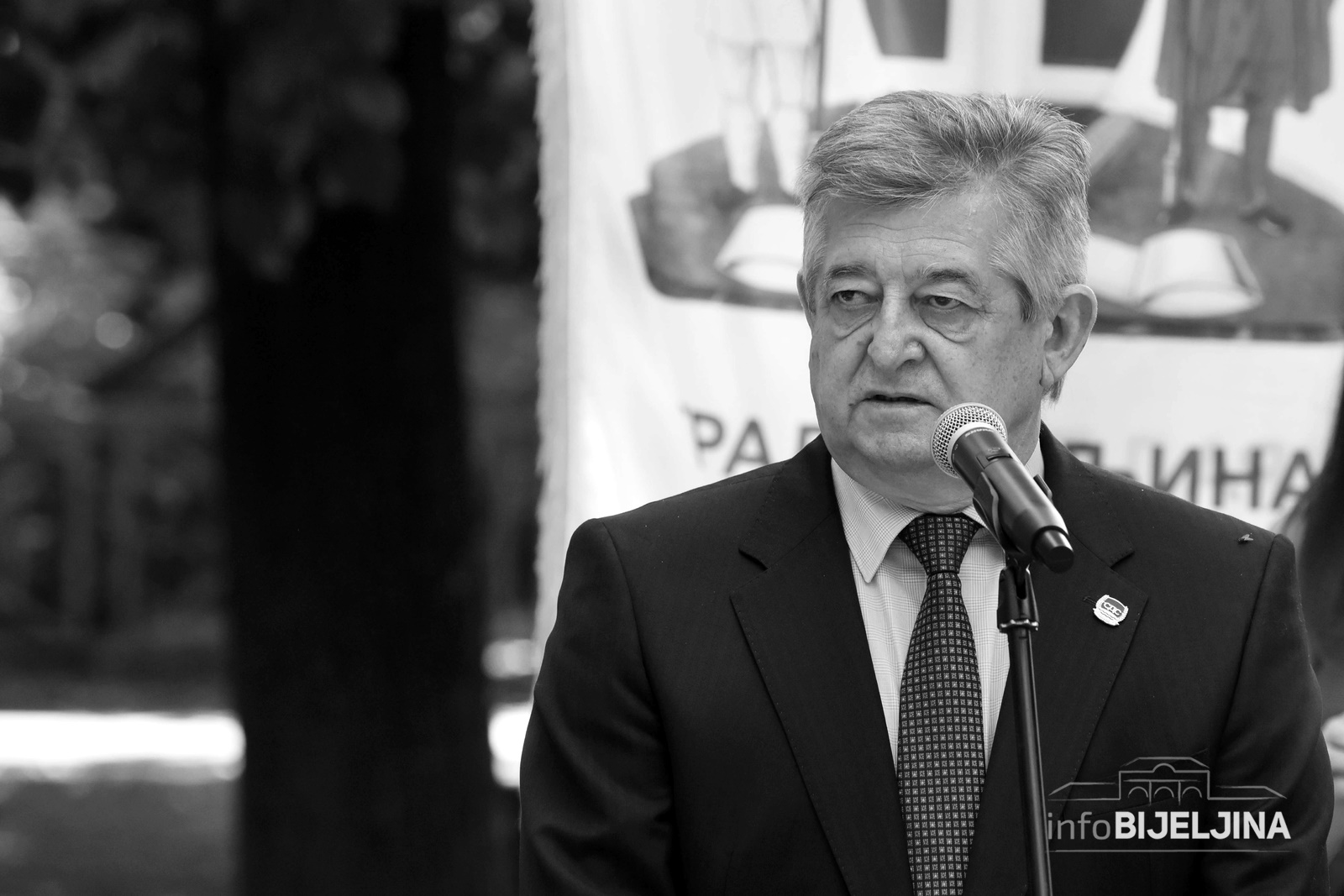 Povelja grada posthumno Mići Mićiću
