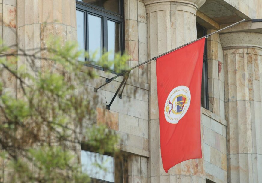 U Srpskoj sutra dan žalosti: Odluka donesena zbog tragičnih dešavanja na Kosovu i Metohiji