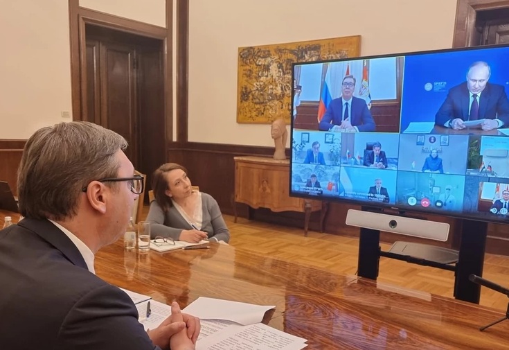 Počela proizvodnja “Sputnjika V” u Srbiji: Vučić i Putin putem video linka pozdravili prve doze na Torlaku