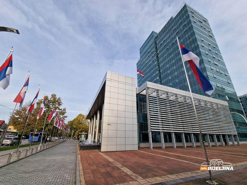 Vlada RS godinama krši zakon: Vršioce dužnosti rotira bez konkursa u gotovo svim institucijama