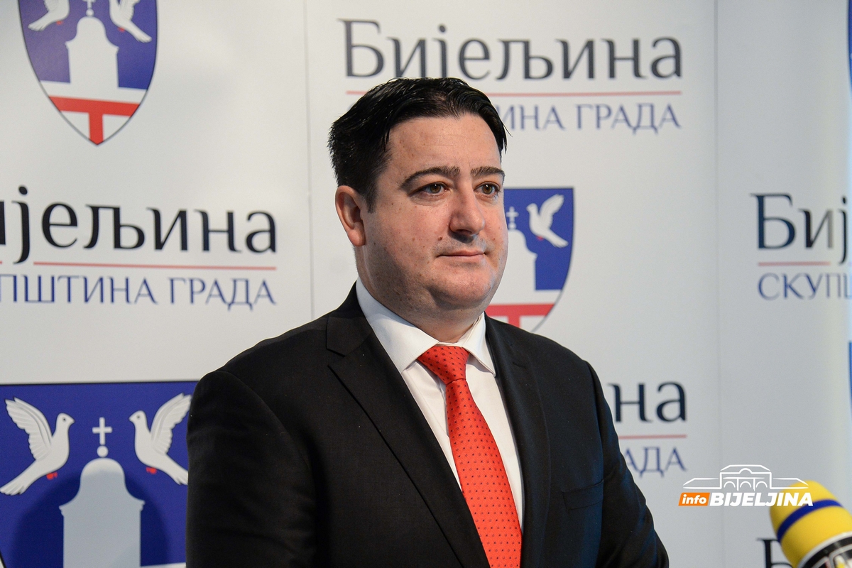 BIJELJINSKI ODBORNICI ZA INFOBIJELJINA Slaviša Marković (PDP): Dosta je svađa, ovaj grad mora bolje da izgleda