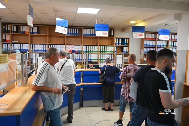Bijeljinci lakše do dokumenata: Nema više čekanja ako se zakažete na sajtu MUP-a