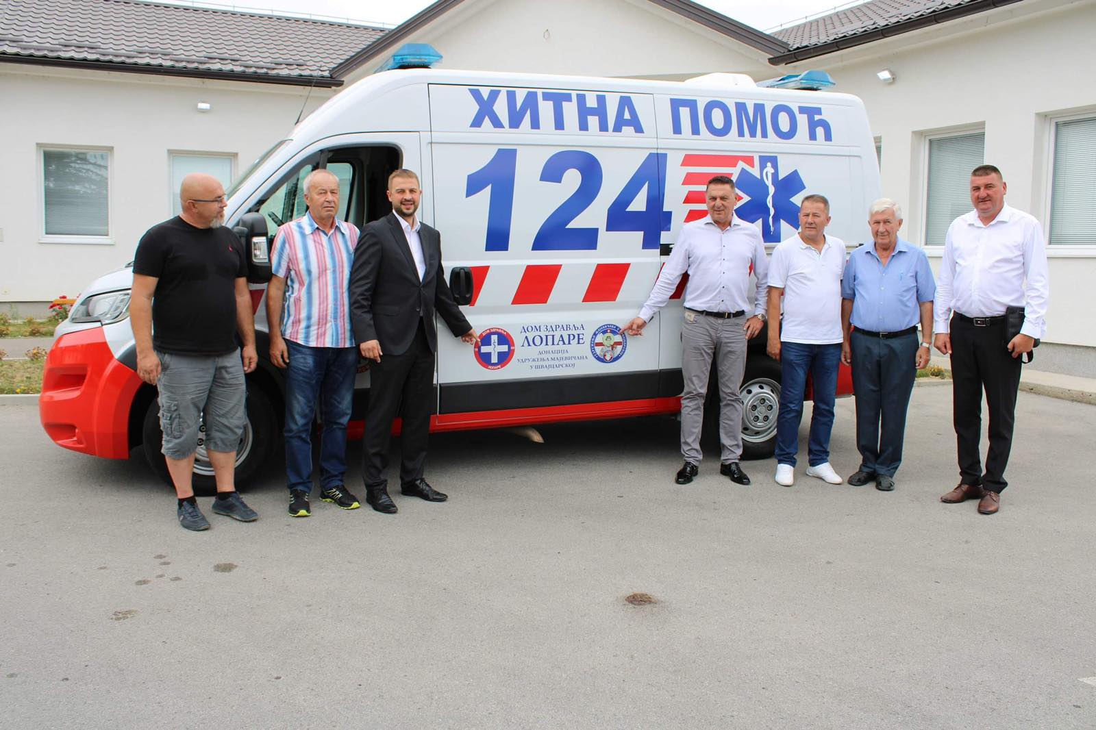 Lopare: Uz podršku Udruženja Majevičana u Švajcarskoj nabavljeno sanitetsko vozilo 