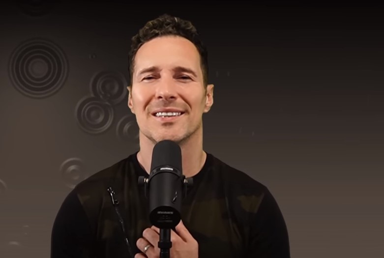 Napadnut Nenad Jovanović: Muškarac nasrnuo na njega mačetom