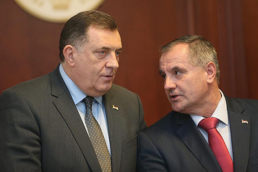 Dodik i Višković nisu ispeglali stvari, sindikalci sutra izlaze na protest