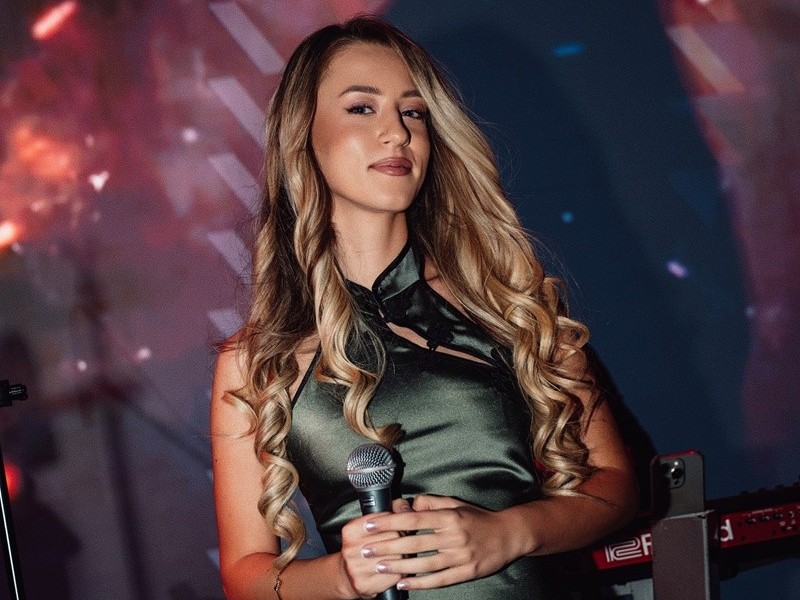 Bijeljinka Anđela Nenadović gradi muzičku karijeru: Od Tanje Savić sam mnogo naučila (FOTO)