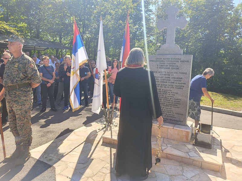 Sjećanje na heroje: Obilježene 33 godine od odbrane Priboja, Majevice i Semberije