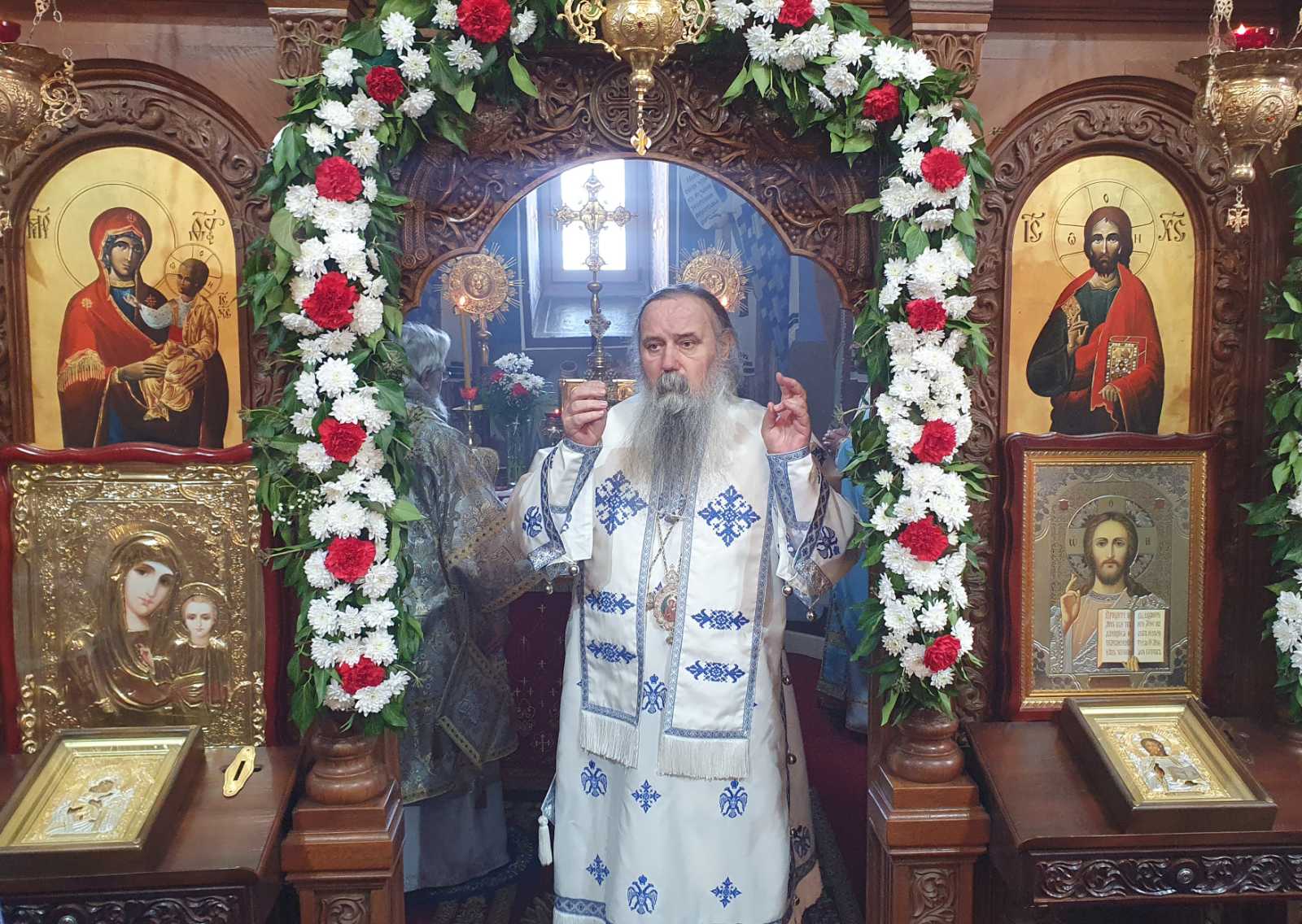 Episkop Fotije napisao pjesmu posvećenu Vladimiru Velikom i pravoslavnoj Rusiji