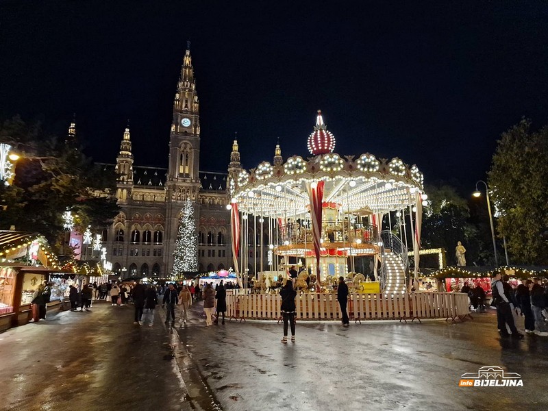 Praznična magija: U Beču kuvano vino košta 5 evra, ali ćete ga platiti i TRI PUTA SKUPLJE ako ne pazite na jedan detalj