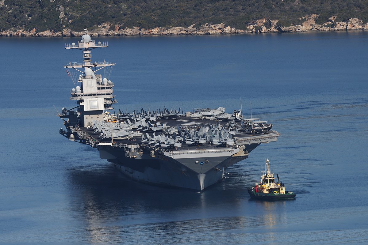 Najveći američki nosač aviona se kreće ka Bliskom istoku