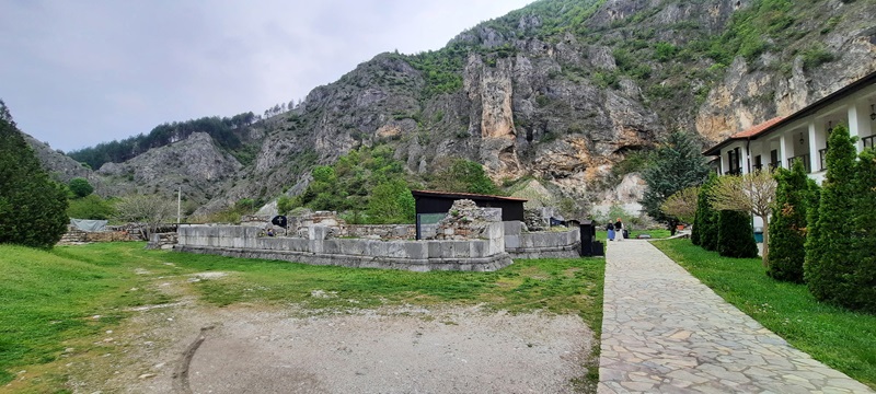 Srpske svetinje na Kosovu i Metohiji: Oaze duhovnosti, identiteta i otpora /FOTO/