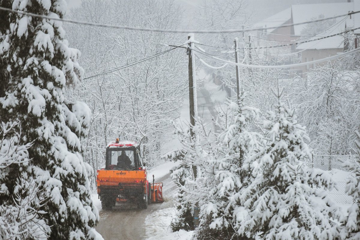 Više gradova i opština i dalje u mraku: Radnici 