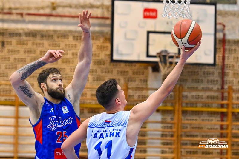 Radnik se držao u prvom poluvremenu: Igokea prvi finalista Kupa Republike Srpske (FOTO)