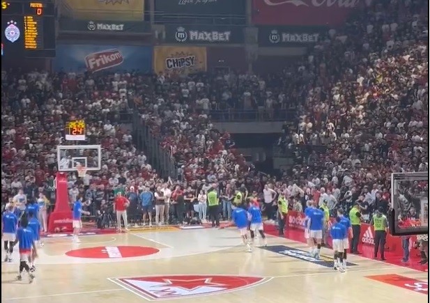 Pionir već ključa, delije pozdravile Topića – izvrijeđani Savić i Panter