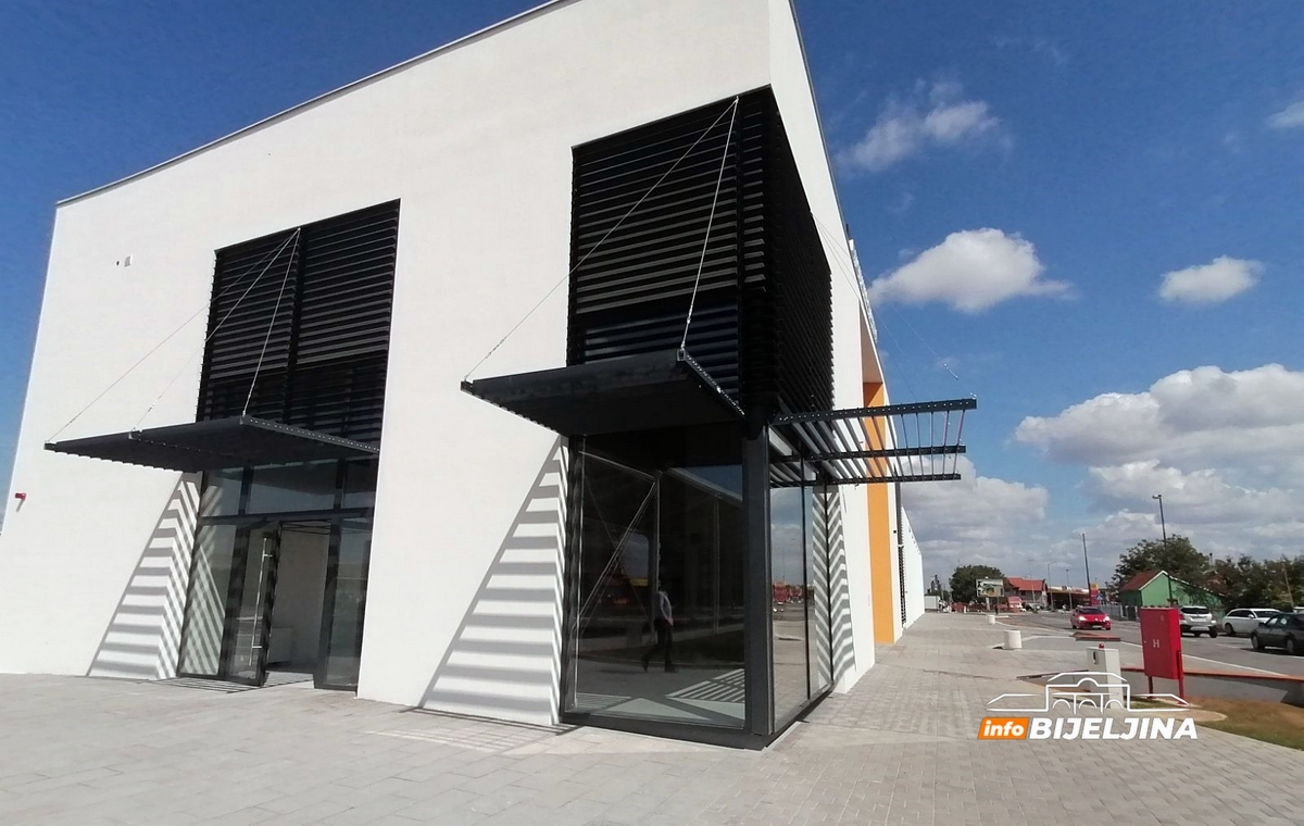 Bijeljina: Zavirite u novu autobusku stanicu, graditelji kažu da takav izgled kod nas nije viđen (FOTO)