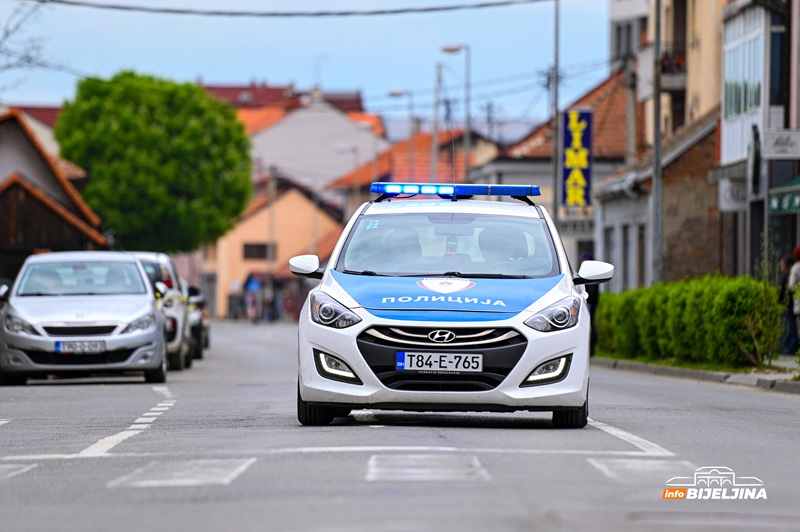 Uhapšen Bijeljinac: Pijan bez dozvole vozio neregistrovan auto, već ima 2.500 KM duga za kazne