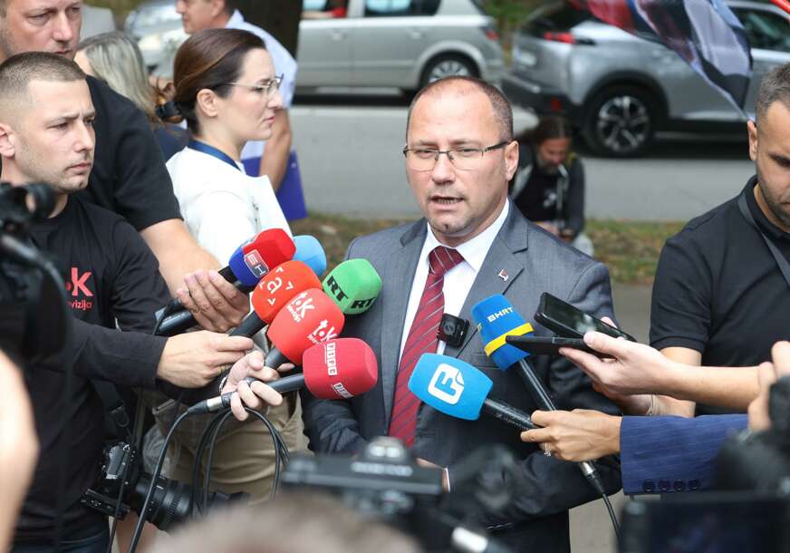 Bosančić: Poziv o dojavi o bombi stigao iz BiH sa broja 065