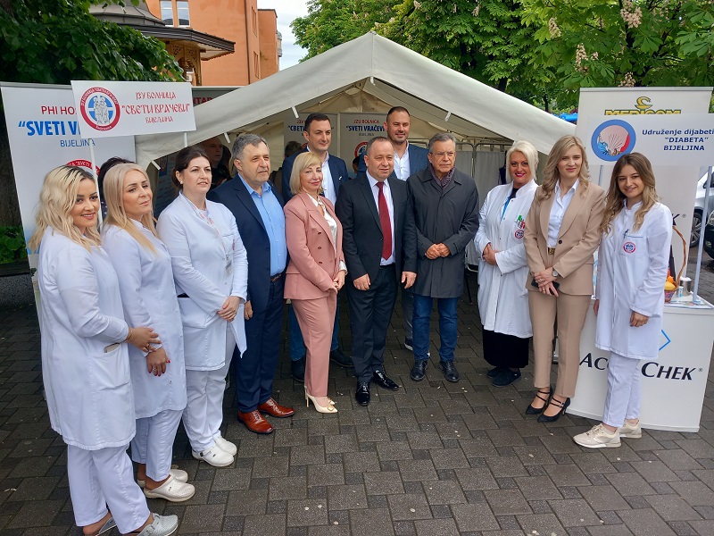 Bijeljina: Obilježen Međunarodni dan medicinskih sestara i tehničara (FOTO)