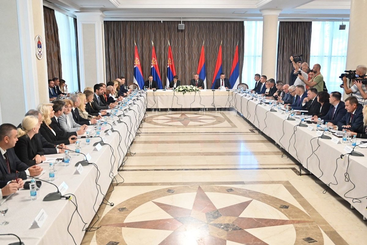 Počeo sastanak Vlade RS i Vlade Srbije u Banjaluci