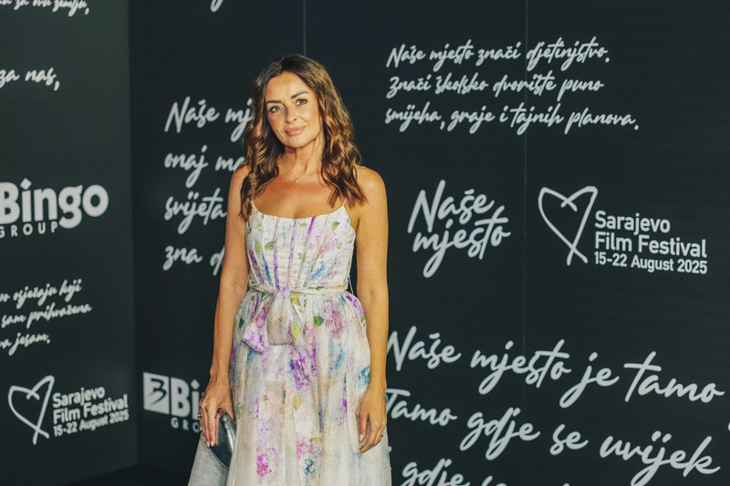 Spektakularan koncert Amire Medunjanin: Kako je Bingo Group Festivalski trg pretvorio u Naše mjesto