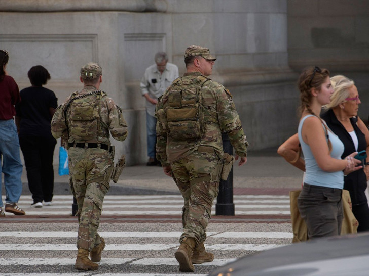 Tramp naoružao Nacionalnu gardu: Vojnici s puškama na ulicama Vašingtona