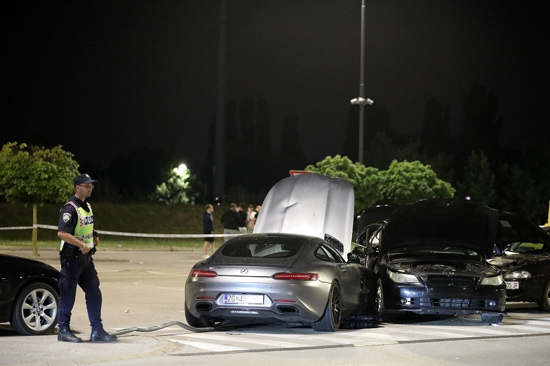 Zagreb: Mercedesom se zabio u ljude, troje teško povrijeđeno (FOTO)