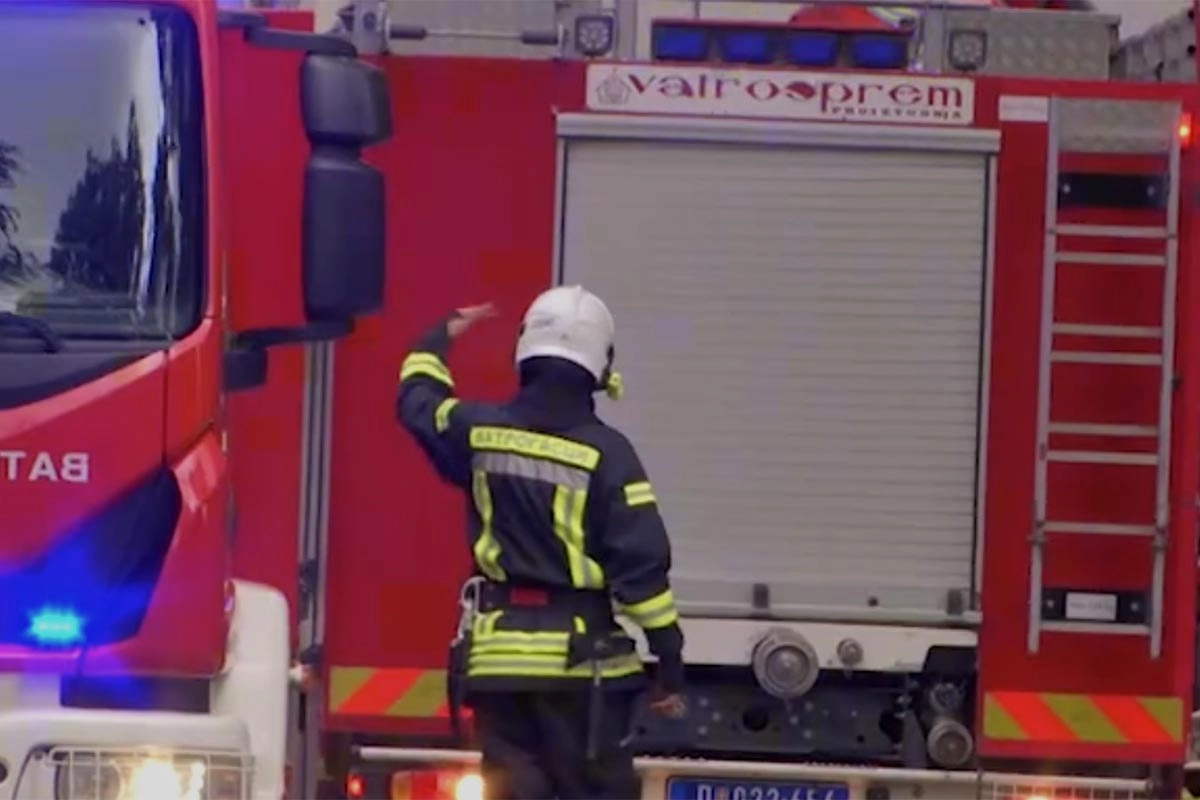 Veliki požar u Beogradu, gori poznati tržni centar