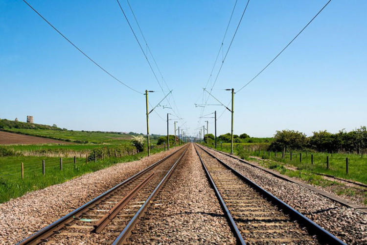 Vučić predlaže brzu prugu Beograd - Bijeljina - Tuzla