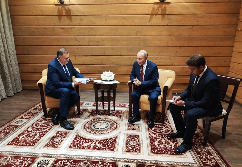 Dodik imao molbu za Putina