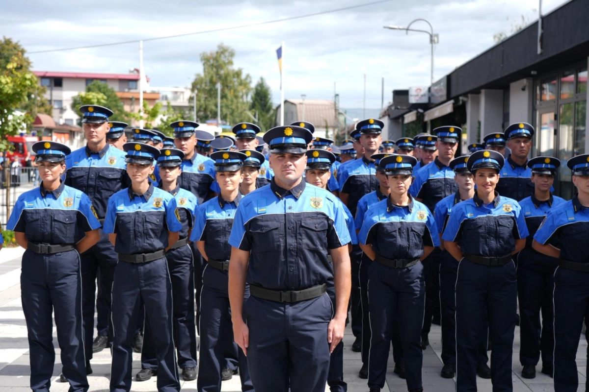 MUP KS zapošljavanjem 220 policajaca približava se broju od 1.000