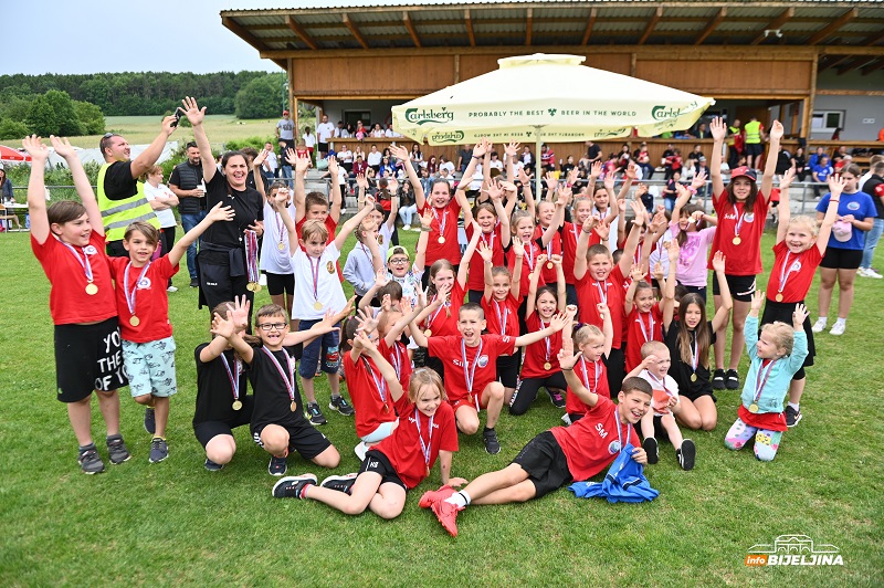 Održani osmi Sportski susreti u Austriji: Manifestacija koja budi emocije (FOTO)