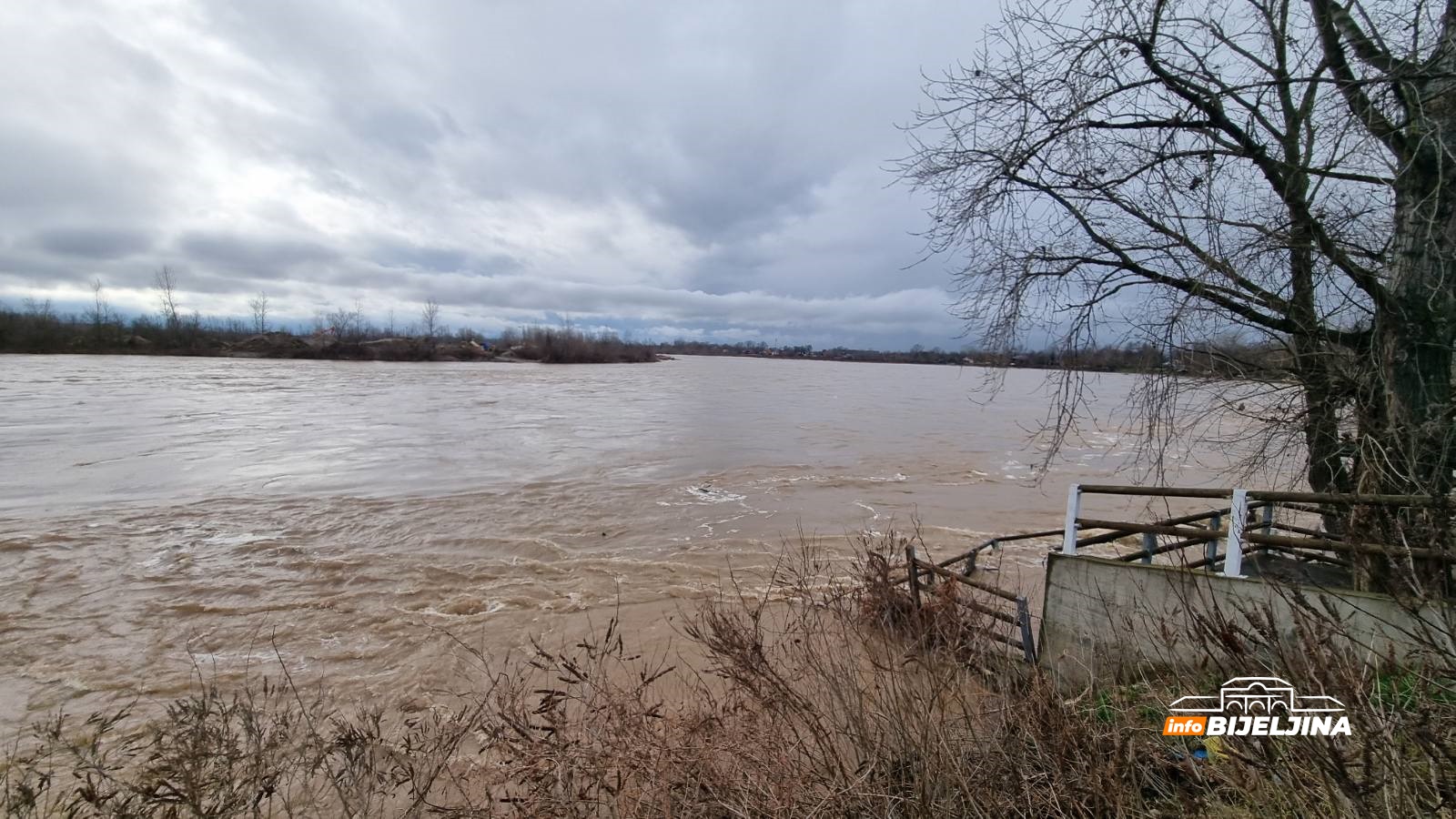 Proglašena redovna odbrana od poplava u Semberiji