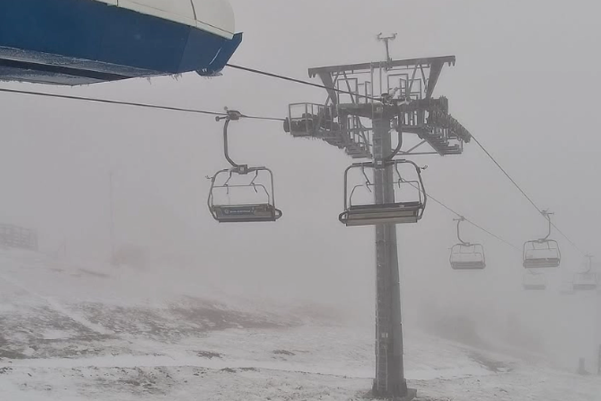 Snijeg u maju, zabijelio se Kopaonik