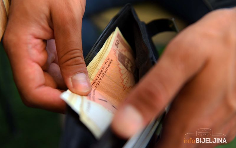 Minimalac od 1.050 KM gasi hiljade radnih mjesta